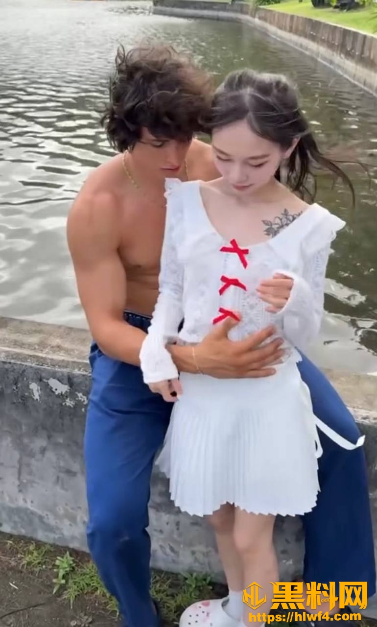 Gattouz0三丽鸥甜妹性爱视频 3